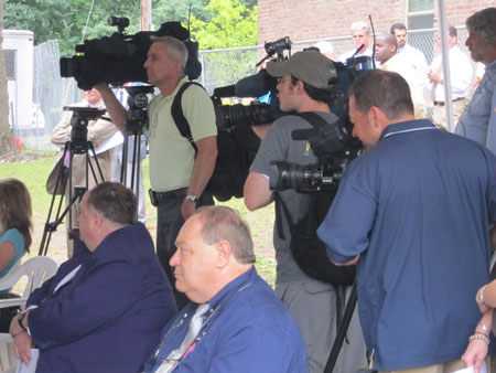 Our Leaders Agitate The Dirt For The Cameras