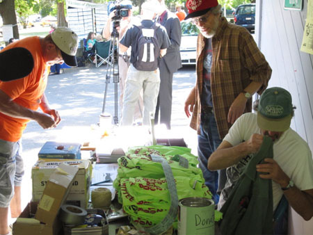 Larry Wittner (standing at right) At The Labor Solidarity Table