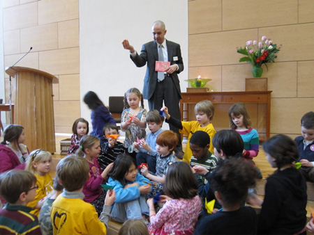 Visiting Minister Chris Anstal Tells The Story Of Sadako And The Thousand Paper Cranes