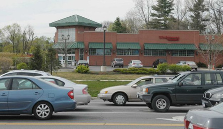 Western Avenue In Guilderland