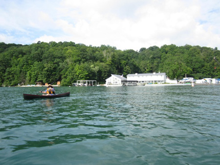 Leaving Sevey's Boatyard