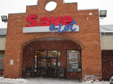 Delaware Avenue Save-A-Lot In A Snow Squall