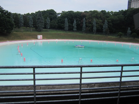 Lincoln Park Pool Before Opening Day, Great For Training When It’s Open