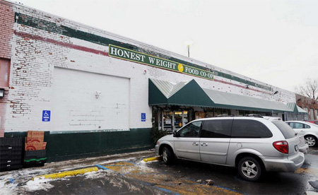 The Funky Old Honest Weight On Central Avenue, 2009
