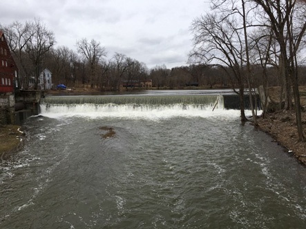 Clavarack Creek Seen From Route 23