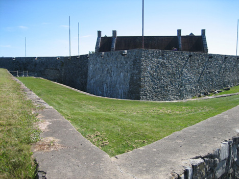 Approaching Fort Ticonderoga, Note The Roof Above The Wall