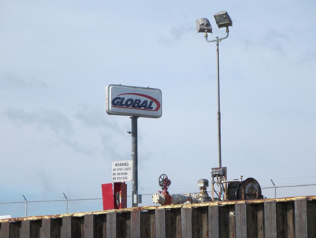 Photo Taken Late July, 2016, Astonished To See No Oil Tankers Parked At The Global Dock In The Port Of Albany